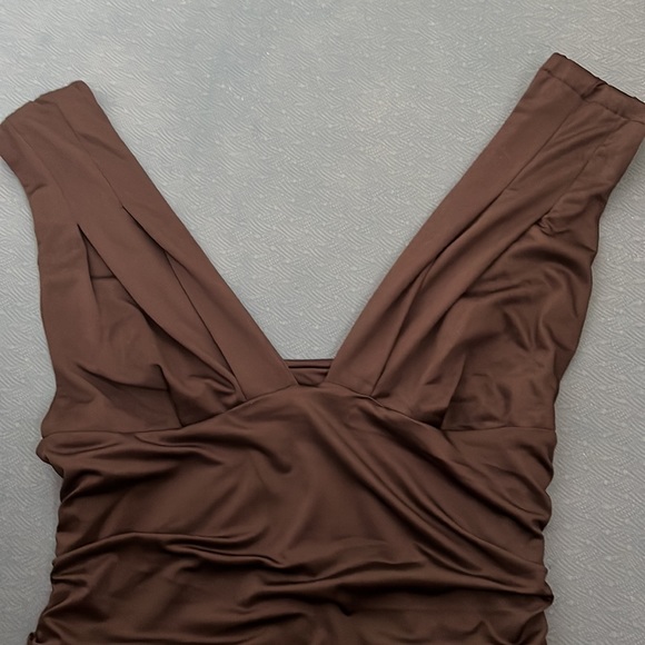 NORDSTROM black v-line runched dress - Picture 2 of 4